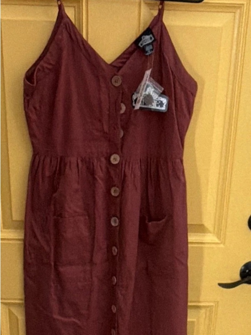 Angie Spaghetti-Strap Button-Front Dress in Burgundy